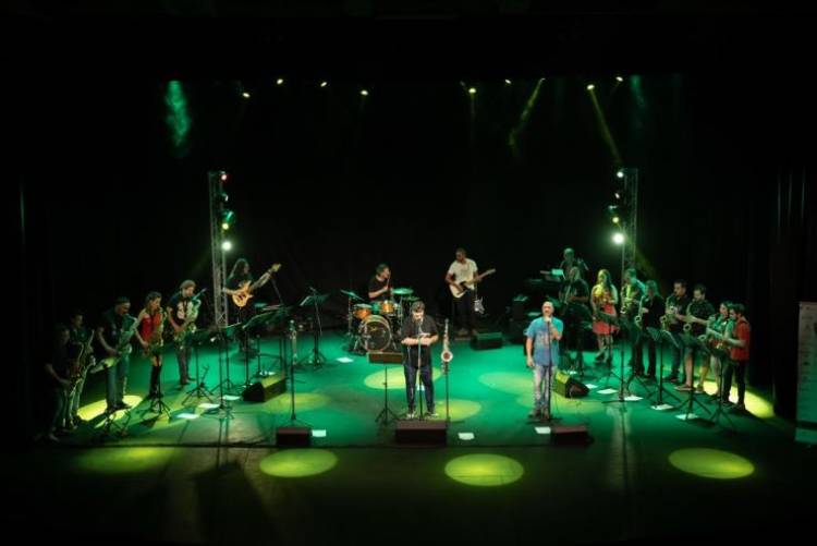 “Saxofón & Co” sube al escenario de Comuna este domingo