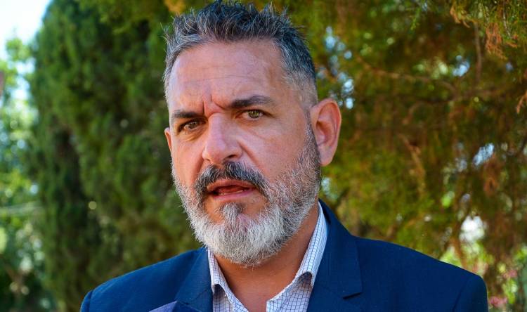 “POGGI NO PUDO HACER PIE EN LA TOMA”