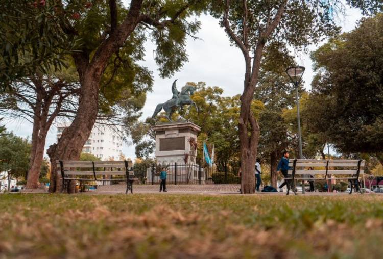 “Día Municipal de Plazas Limpias”