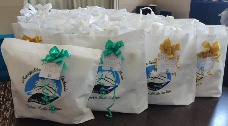 Villa de la Quebrada.Bono y  recategorizaciones inéditas .Rosa CALDERON y ser distinta 