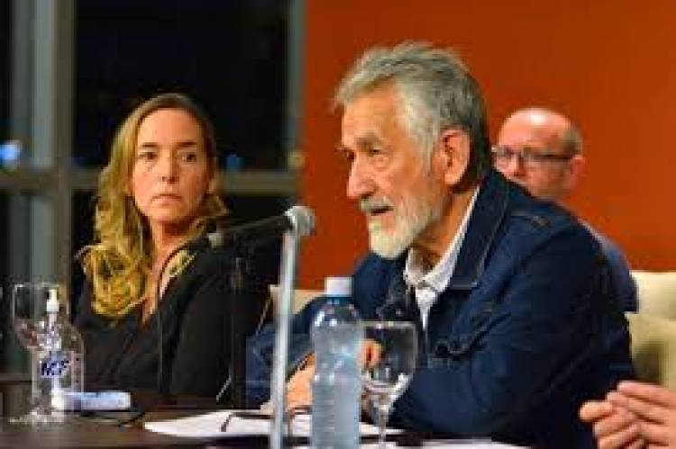 La Educación en San Luis en su mejor momento.Salarios altos, Recuperacion de matrícula y terciarios,oficios y Universidades de alto nivel .