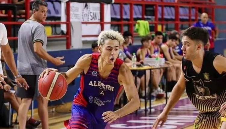 BÁSQUET: Alberdi sumó minutos con GEPU de cara a su debut