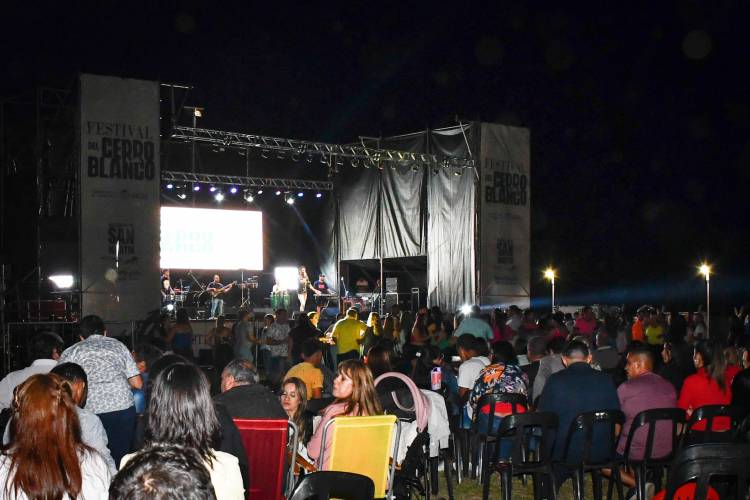 SAN MARTÍN: largó el Festival del Cerro Blanco