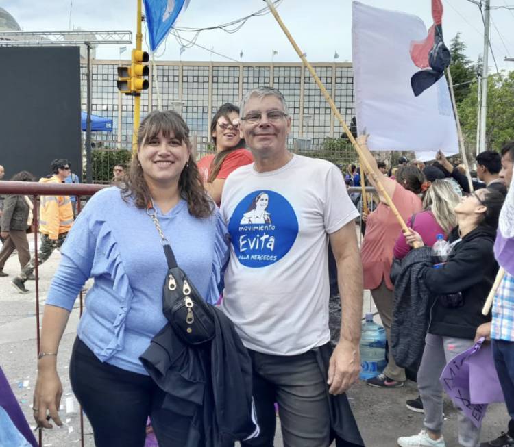 Mariela Cross Gobernadora,   Vives  vicegobernador. Movimiento Evita desde el Lema Peronista Unión por San Luis 