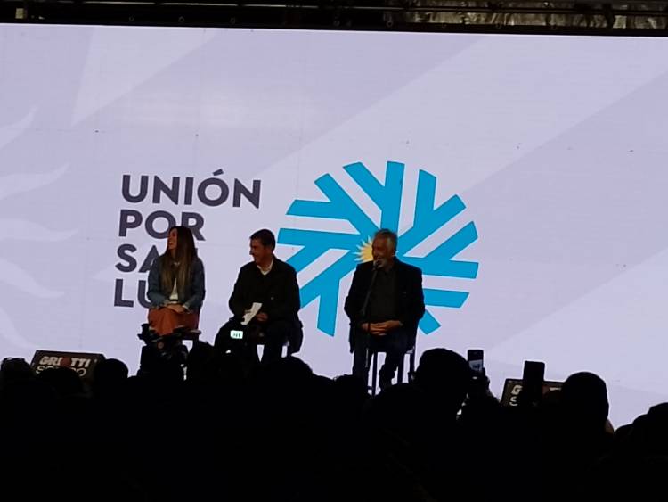 Fernández,rebaja del 30 por ciento en impuestos , 10 mil viviendas y Ministerio de Emprendedores.Sin efecto el DOPRO productivo . Cárcel para narcos 