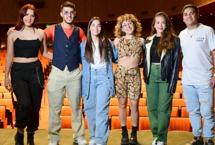 Cine Teatro San Luis: Primer Show de Talentos Puntanos