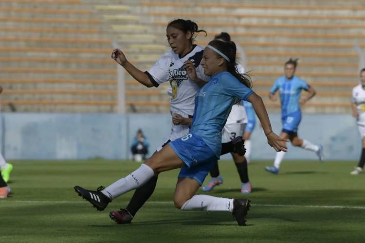 FÚTBOL FEMENINO: otra goleada de San Luis FC