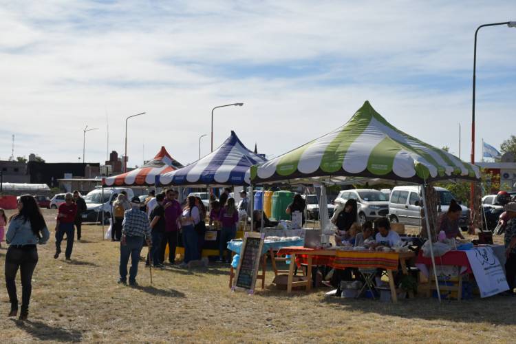 LA PUNTA: se realizó “La Feria en tu Pueblo” 