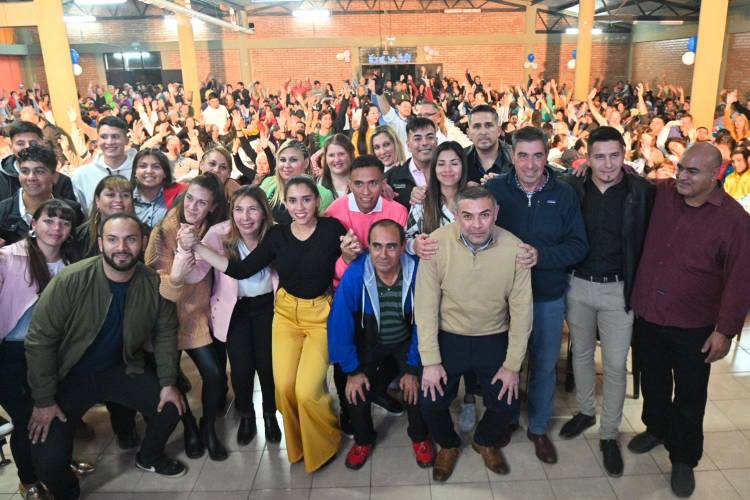 “Estamos construyendo un triunfo enorme e inédito”