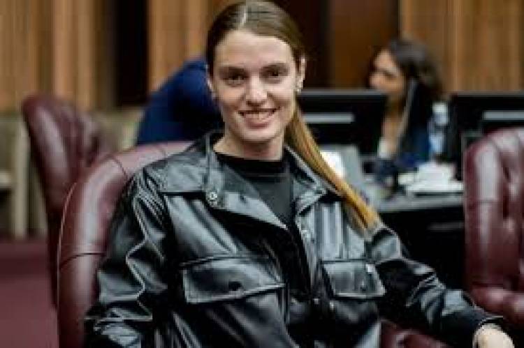 Claro Triunfo Peronista en Buena Esperanza. Sofia LARROUDE y su Juventud que llegan  