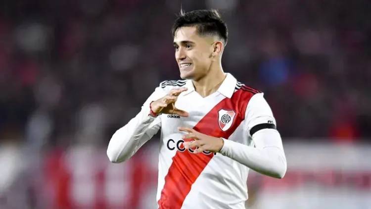 FÚTBOL: Solari, el máximo asistidor de la era Demichelis