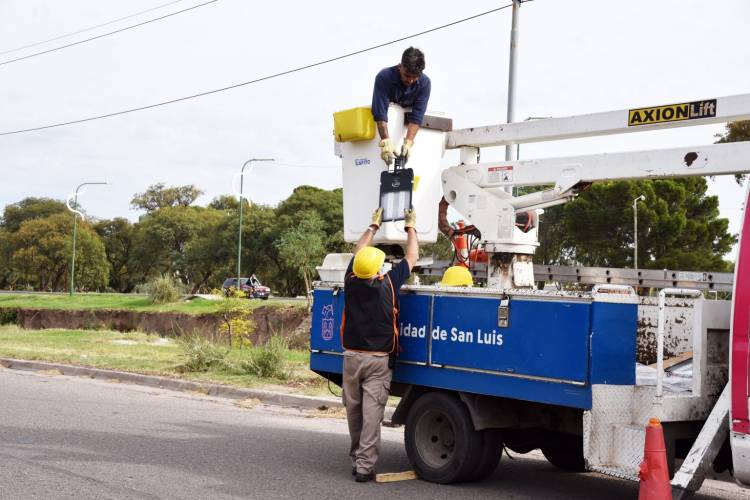 La ciudad de San Luis ya supera las 16 mil luces led