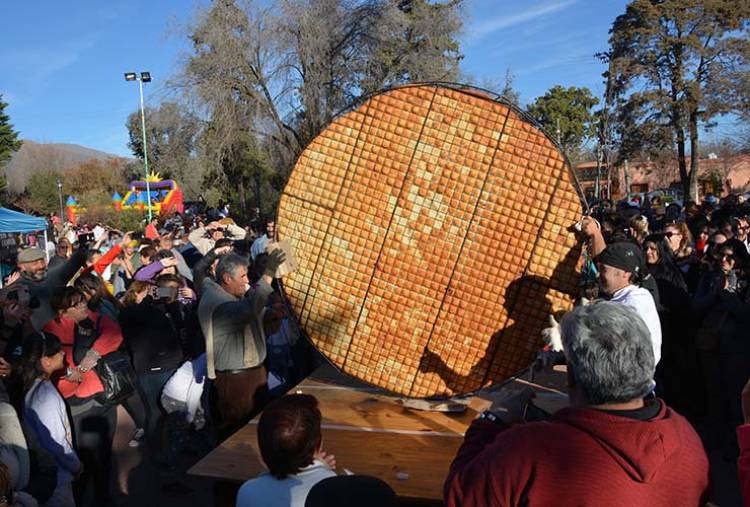 CARPINTERÍA: llega la Fiesta y Concurso de la Torta Frita 