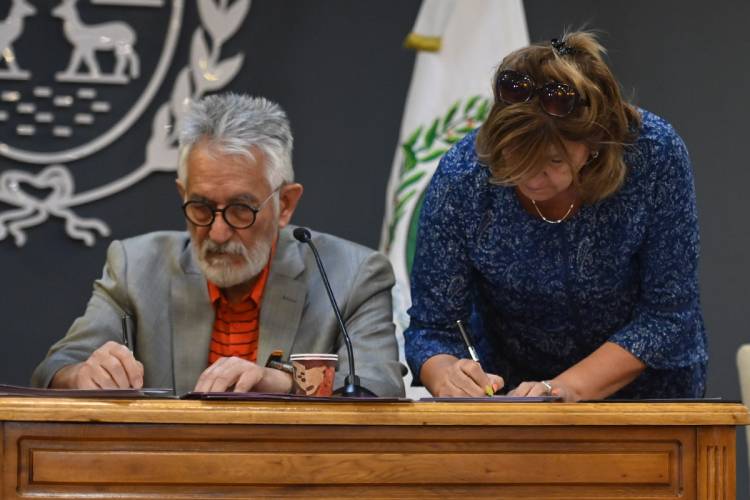 SAN JERÓNIMO: empleados con un piso salarial de $300 mil