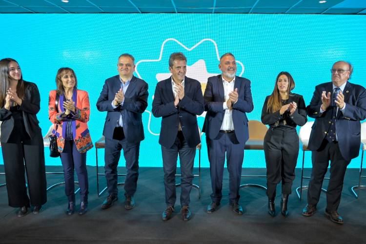 Sergio Massa estará este lunes junto al peronismo puntano