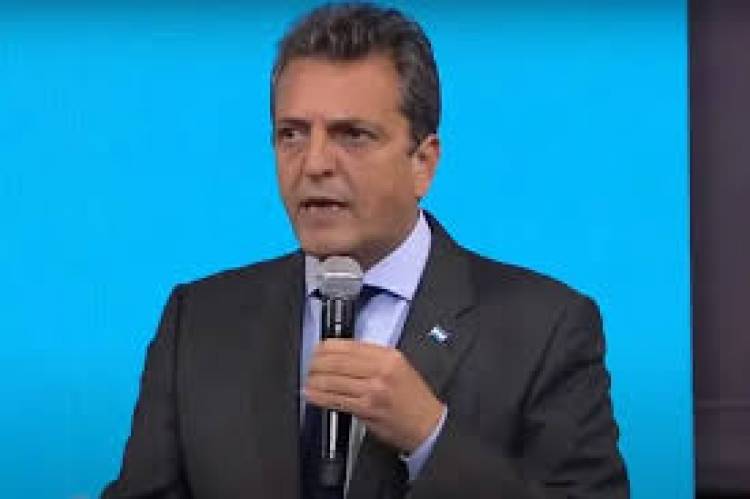 Massa"si el martes no normalizan , no sacan un barco más" A fondo y con poder político contra la especulación de los combustibles.