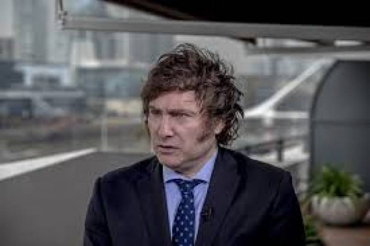 Milei pidió que la Justicia no resuelva sobre los DNU, porque el los trata el Congreso.La inconstitucionalidad es independiente, aún de que los tratara el Legislativo.