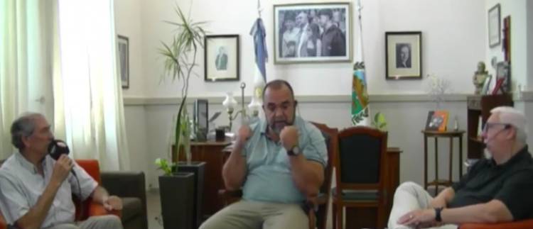 Frontera"desde el Diario de la República no se puede manejar el PJ.Adolfo y Alberto son lo que fueron por los Mercedinos Oraldo Britos y Eduardo Monez Ruiz.Tenenos a disposición todos los resortes Provinciales, que no tuvimos en el Gobierno anterior.Yo respeté, fue a mi a quien no respetaron 