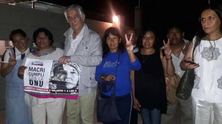 Siguen los desmemoriados de la derrota, atacando a Maxi Frontera