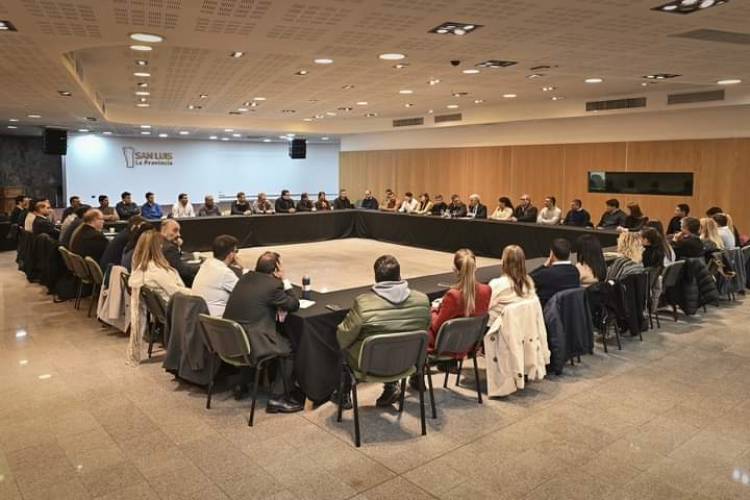 Expectativas por Pacto de Poggi con Intendentes. Cómo funcionará? Es el mismo formato Pacto Provincia Municipios y del Pacto de La Toma.