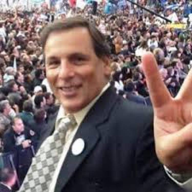 Enrique Ponce"hay que evitar la interna dañina y armar la unidad escuchando a la gente para ser competitivos.Hay que escuchar todas las voces "