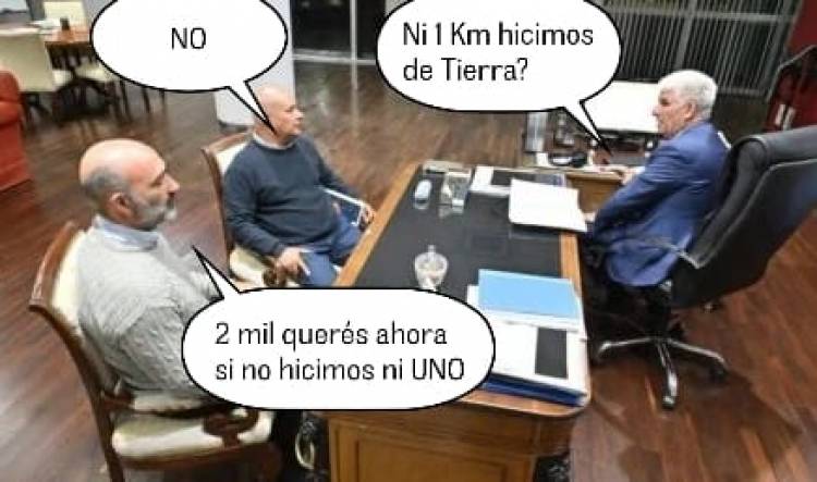 Un año y medio, no hicieron un solo km de ruta  tierra. Poggi dice que va. hacer 2 mil para las elecciones. Politiqueria barata .La Malfa arregló caminos de algún amigo y Trombotto lo de su Campo . Vergüenza ajena y farsa .