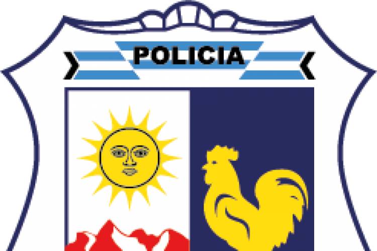 No hay chalecos . El Policía que se va del servicio con uniforme , debe dejar él chaleco . Un tiro en Llerena a un micro muestra la desidia del Ministerio de Seguridad .